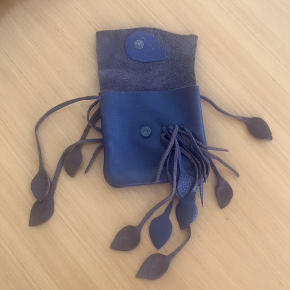 Unique bohemian leather belt pouch. Belt not included. - Picture 2 of 3